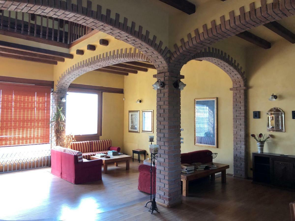 Villa Bonelli Bed & Fest Savigliano Exteriör bild
