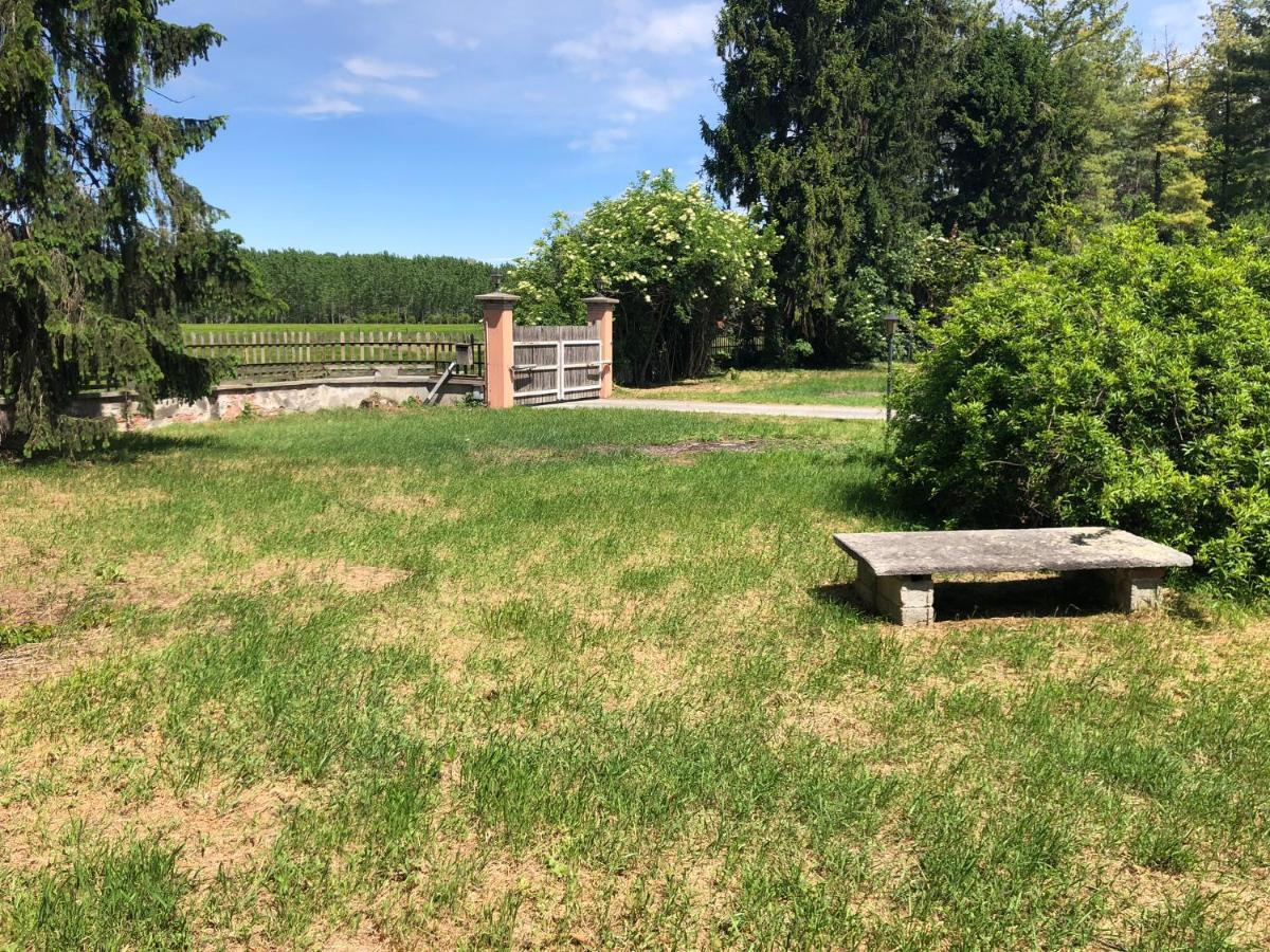 Villa Bonelli Bed & Fest Savigliano Exteriör bild