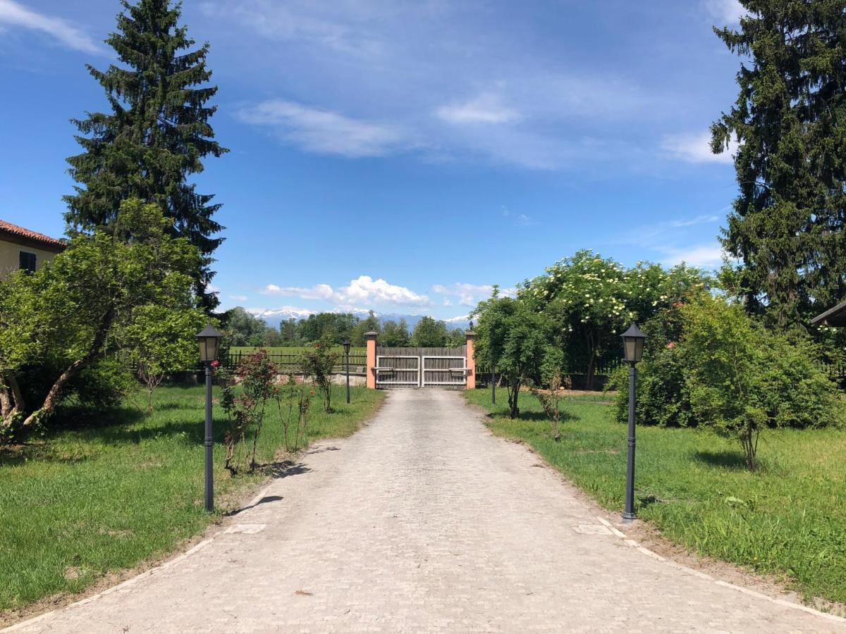 Villa Bonelli Bed & Fest Savigliano Exteriör bild