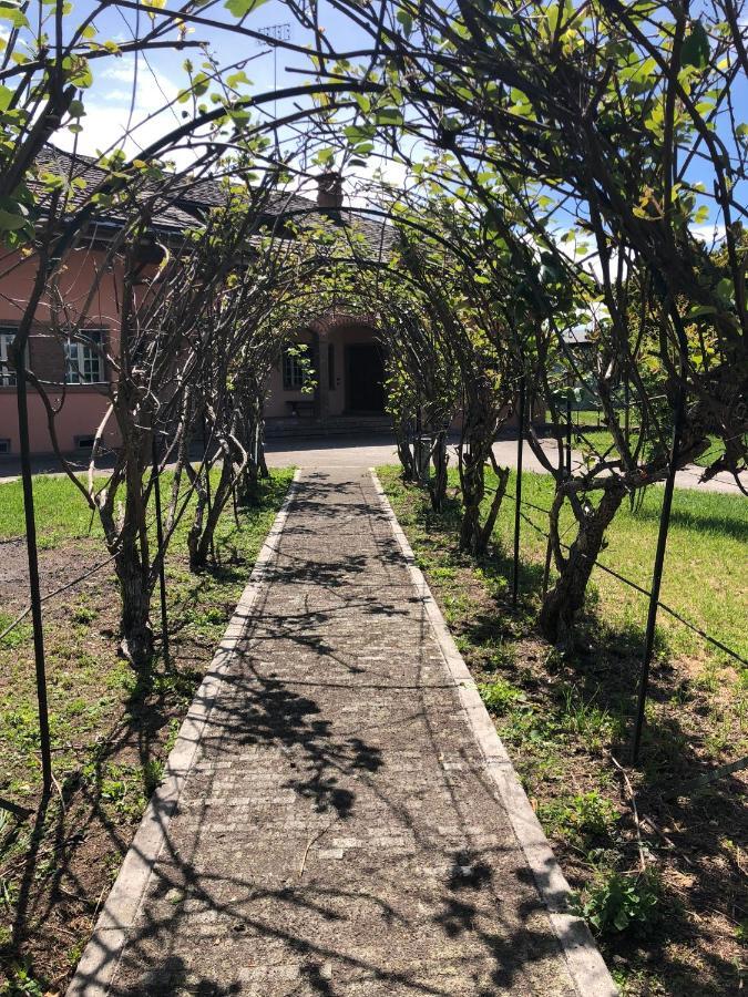 Villa Bonelli Bed & Fest Savigliano Exteriör bild