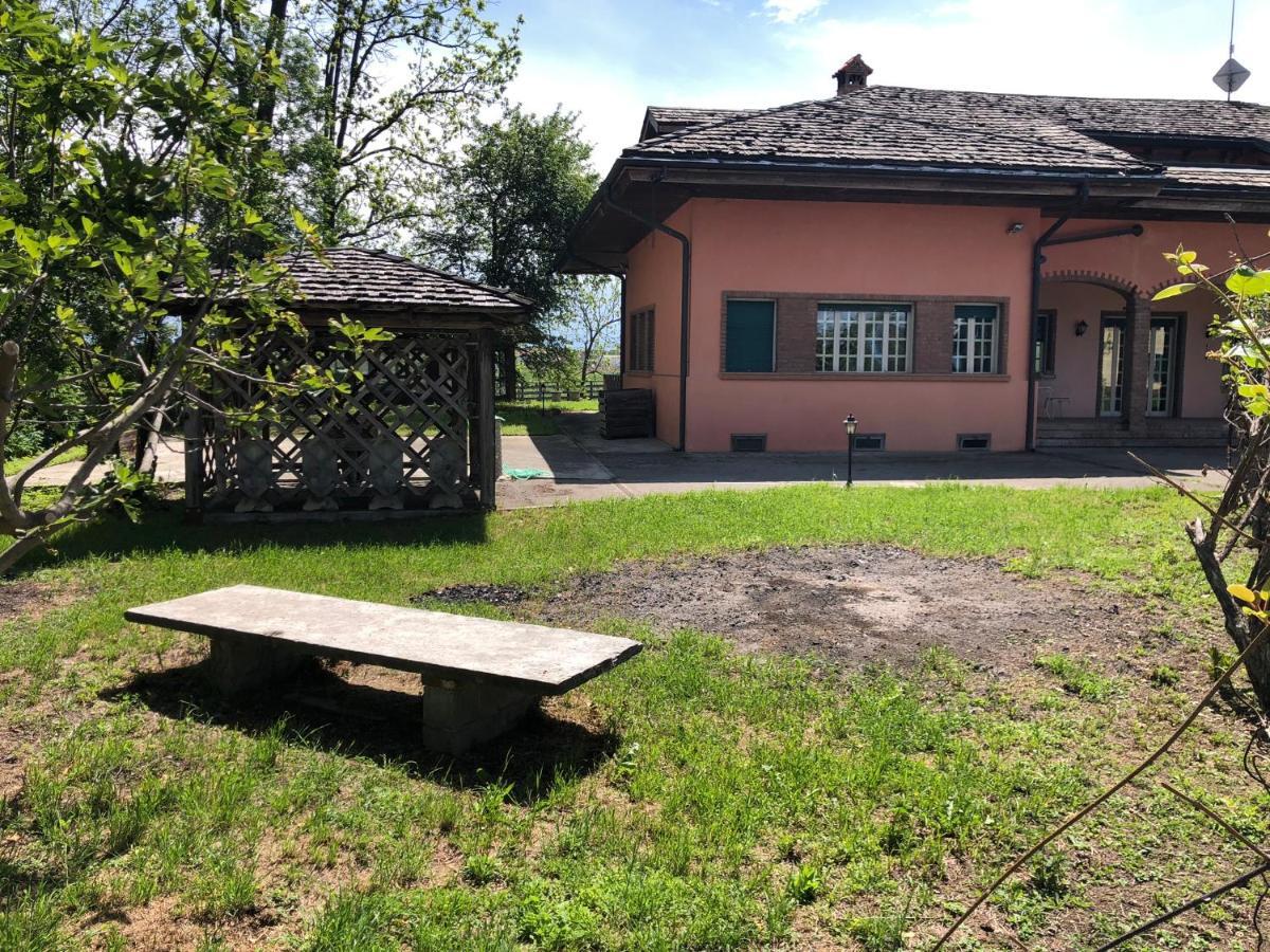 Villa Bonelli Bed & Fest Savigliano Exteriör bild