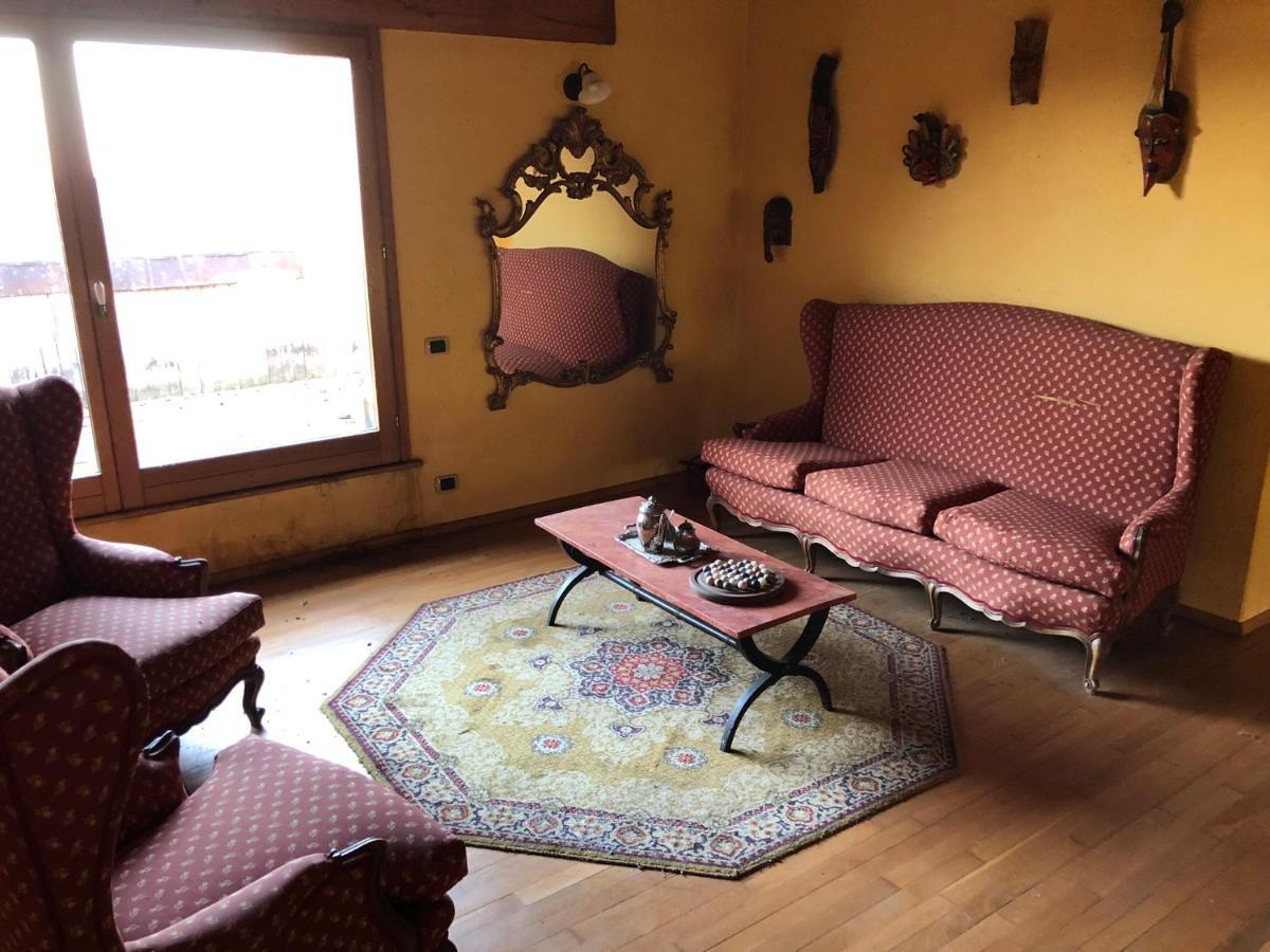 Villa Bonelli Bed & Fest Savigliano Exteriör bild